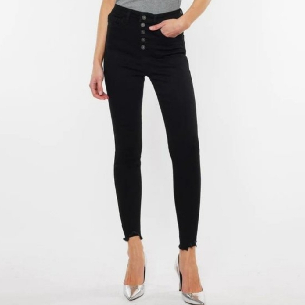NWT KanCan Super Skinny High Rise Jeans - Black
